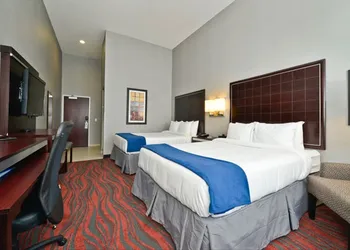 Holiday Inn Express & Suites Utica by IHG hotel thumbnail 7
