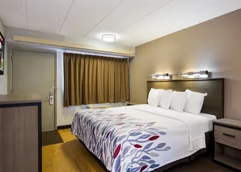 Red Roof Inn Wilkes-Barre Arena hotel thumbnail 8