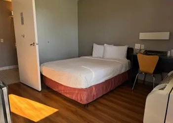 Motel 6 Ventura, CA - South hotel thumbnail 3