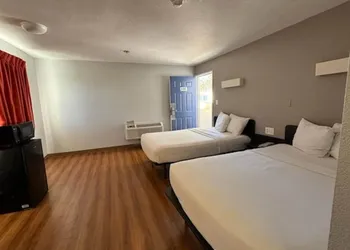 Motel 6 Ventura, CA - South hotel thumbnail 7