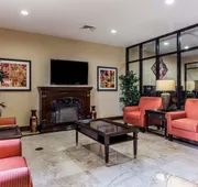 Comfort Suites Waycross hotel detail image 3