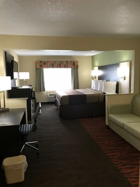 Quality Inn & Suites Benton Harbor - St. Joseph hotel detail image 6