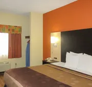 Quality Inn & Suites Benton Harbor - St. Joseph hotel detail image 7
