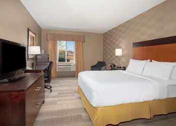 Holiday Inn Express & Suites Denver SW-Littleton by IHG hotel thumbnail 3