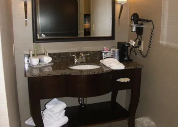Holiday Inn Express Cleveland Northwest by IHG hotel thumbnail 5
