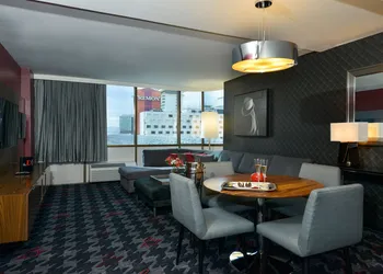 the D Las Vegas hotel thumbnail 8