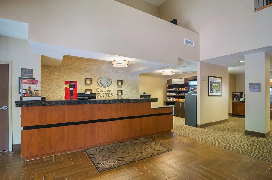 Comfort Suites Grayslake near Libertyville North hotel detail image 6