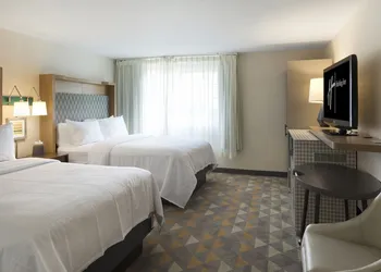 Holiday Inn : Bloomington W MSP Airport Area by IHG hotel thumbnail 3