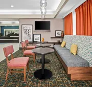 Hampton Inn Bloomington West hotel detail image 3