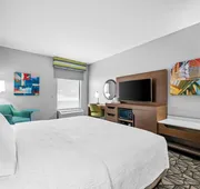 Hampton Inn Bloomington West hotel detail image 5