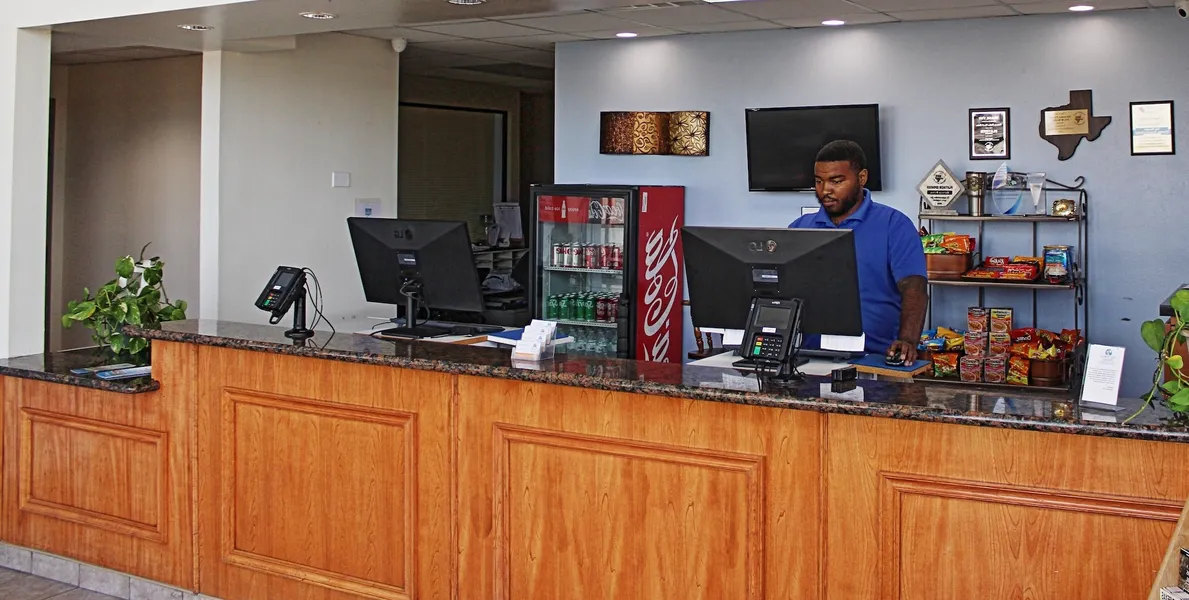 Victoria Palms Inn & Suites hotel detail image 2