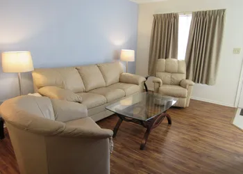 Victoria Palms Inn & Suites hotel thumbnail 7