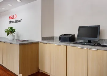 TownePlace Suites by Marriott Manchester hotel thumbnail 2