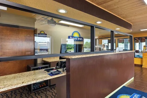 Days Inn by Wyndham Glasgow hotel detail image 2