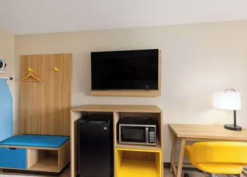 Days Inn by Wyndham Glasgow hotel thumbnail 8