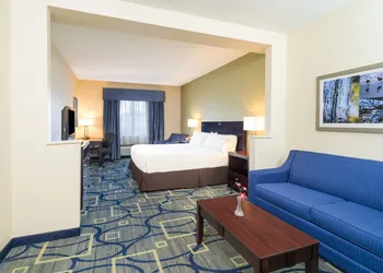 Holiday Inn Express Hotel & Suites Easton by IHG hotel thumbnail 5