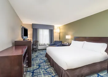 Holiday Inn Express Hotel & Suites Easton by IHG hotel thumbnail 8