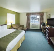 Super 8 by Wyndham McCall hotel detail image 5
