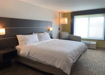 Holiday Inn Express & Suites Exmore - Eastern Shore by IHG hotel thumbnail 6