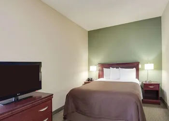 Mainstay Suites at PGA Village hotel thumbnail 6