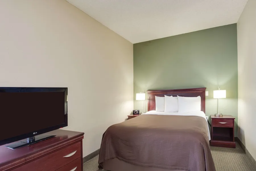 Mainstay Suites at PGA Village hotel detail image 6