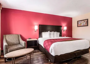 Econo Lodge Pocomoke City Hwy 13 hotel thumbnail 4