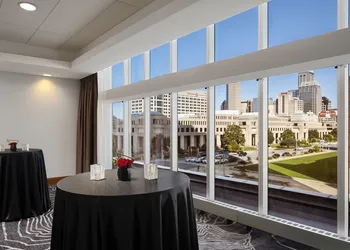 JW Marriott Indianapolis hotel thumbnail 3