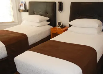 The Mosser hotel thumbnail 4