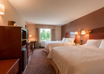 Hampton Inn Goshen hotel thumbnail 7