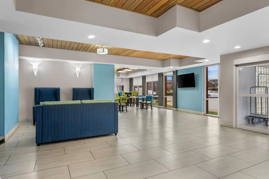 Days Inn & Suites by Wyndham Ridgeland hotel detail image 2