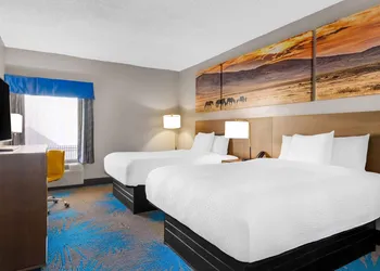 Days Inn & Suites by Wyndham Ridgeland hotel thumbnail 5