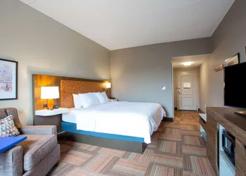 Hampton Inn Watertown hotel thumbnail 7