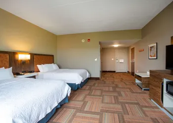 Hampton Inn Watertown hotel thumbnail 8