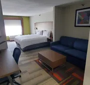 Holiday Inn Express Hotel and Suites Kinston by IHG hotel detail image 7
