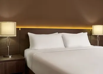 Varscona Hotel on Whyte hotel thumbnail 3