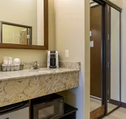 Best Western Plus Lacey Inn & Suites hotel detail image 4