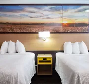 Days Inn by Wyndham Anderson IN hotel detail image 4