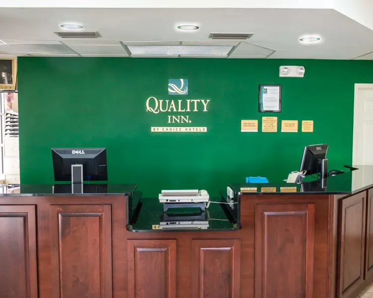 Quality Inn Chipley I-10 at Exit 120 hotel detail image 2