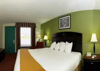 Quality Inn Chipley I-10 at Exit 120 hotel thumbnail 8