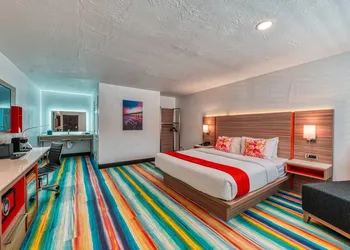 Casa Via Mar Inn, an Ascend Collection Hotel hotel thumbnail 4