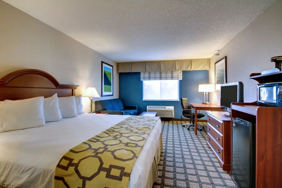 Baymont by Wyndham Galesburg hotel detail image 6