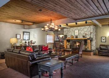Sweetwater Lift Lodge hotel thumbnail 2