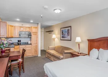 Sweetwater Lift Lodge hotel thumbnail 4