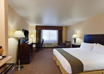Holiday Inn Express Temecula by IHG hotel thumbnail 6
