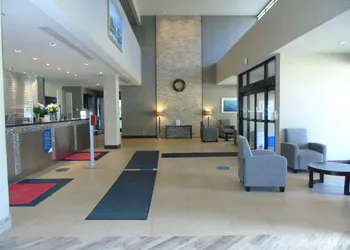 Ramada by Wyndham Belleville Harbourview Conference Centre hotel thumbnail 5