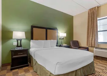 Extended Stay America Suites Chicago Skokie hotel thumbnail 7
