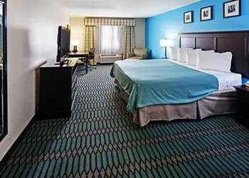 Wingate by Wyndham Lubbock TX South hotel thumbnail 5