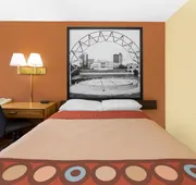 Super 8 by Wyndham Boone hotel detail image 5