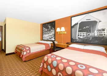 Super 8 by Wyndham Boone hotel thumbnail 6