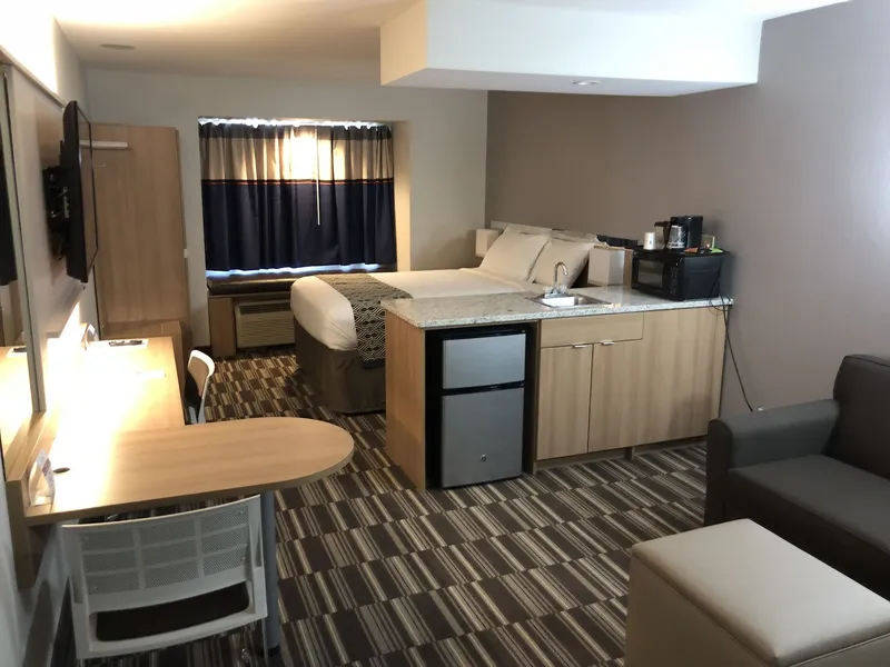 Microtel Inn & Suites by Wyndham Baton Rouge hotel detail image 6